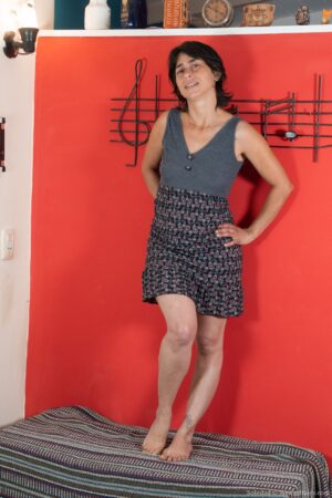 Amateur hairy babe Soledad writhing nude and having fun