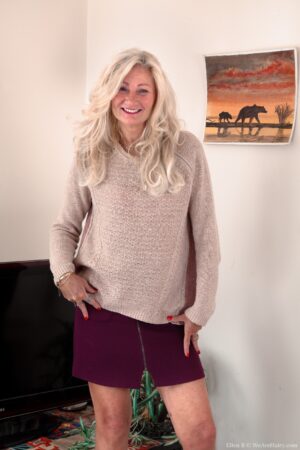Blonde MILF with small droopy tits Ellen B naked and playing