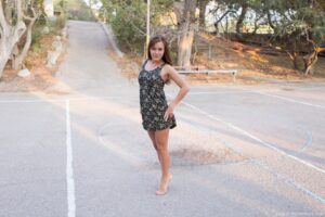 Era taking off her dress showing her hairy pussy - era-taking-off-her-dress-showing-her-hairy-pussy1