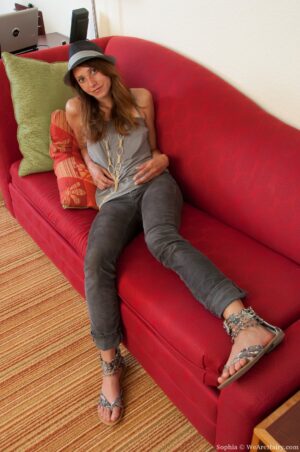 Hairy Sophia is waiting on the sofa - hairy-sophia-is-waiting-on-the-sofa2