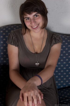 Hairy nerd girl Zooey spreads and shows her happy trail